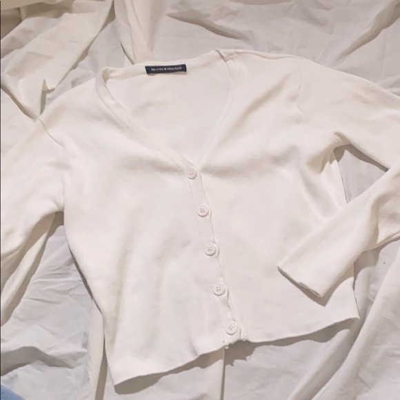 Brandy Melville Sweaters - ✨ Brandy Sweater ✨